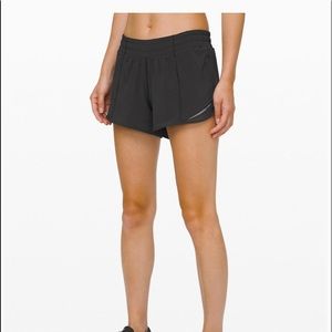 NWT Lululemon athletica hotty hot short II long
